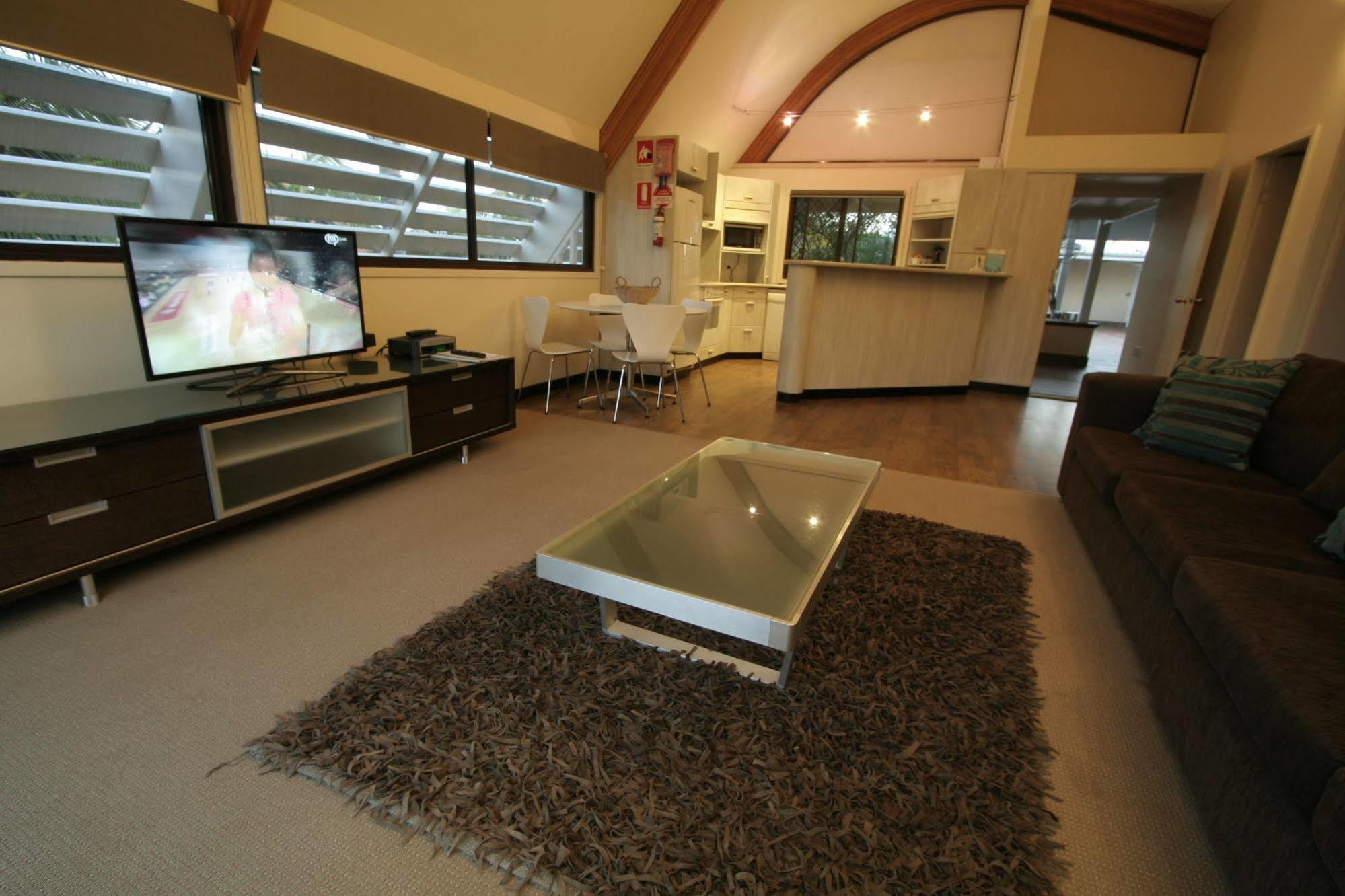 Waves Byron Bay Otel Dış mekan fotoğraf