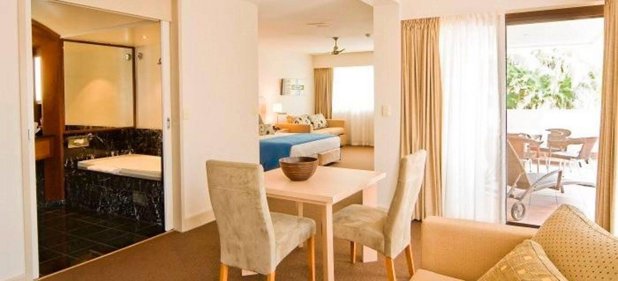 Waves Byron Bay Otel Dış mekan fotoğraf